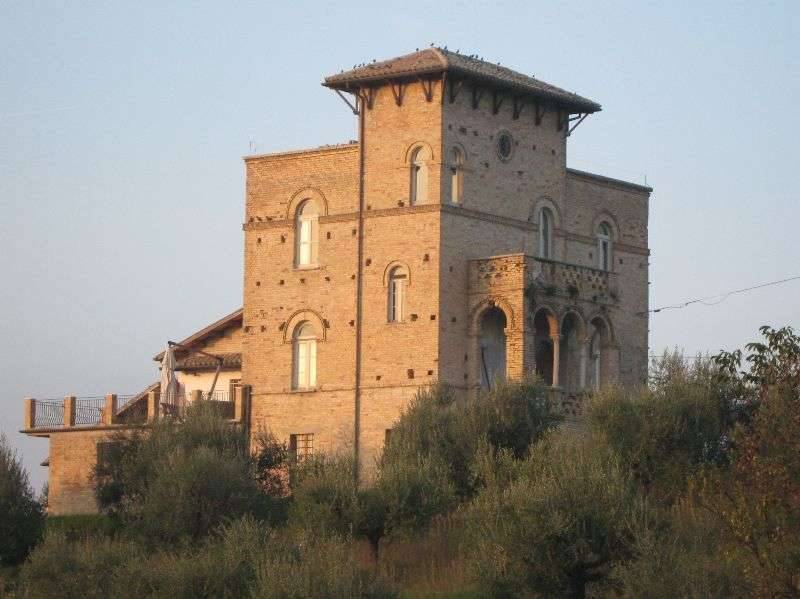 Castle for Sale Atri, Abruzzi, Italy Beautifull villa (MD495657